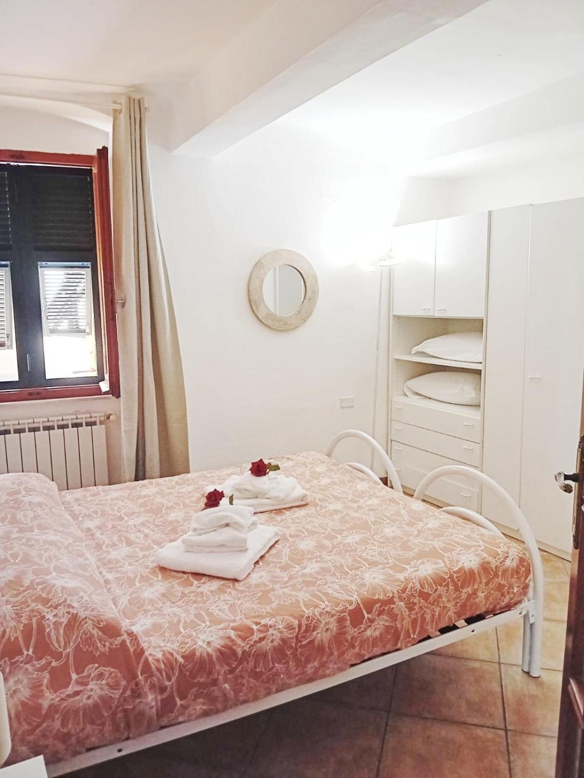 Ubetty Village Center Two-Bedrooms Apartment 5Terreparco Riomaggiore Exterior foto
